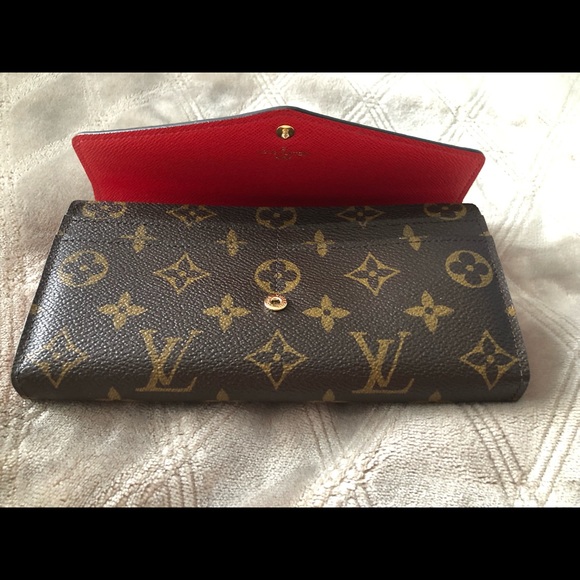 Louis Vuitton Sarah wallet - authentic - Picture 11 of 12